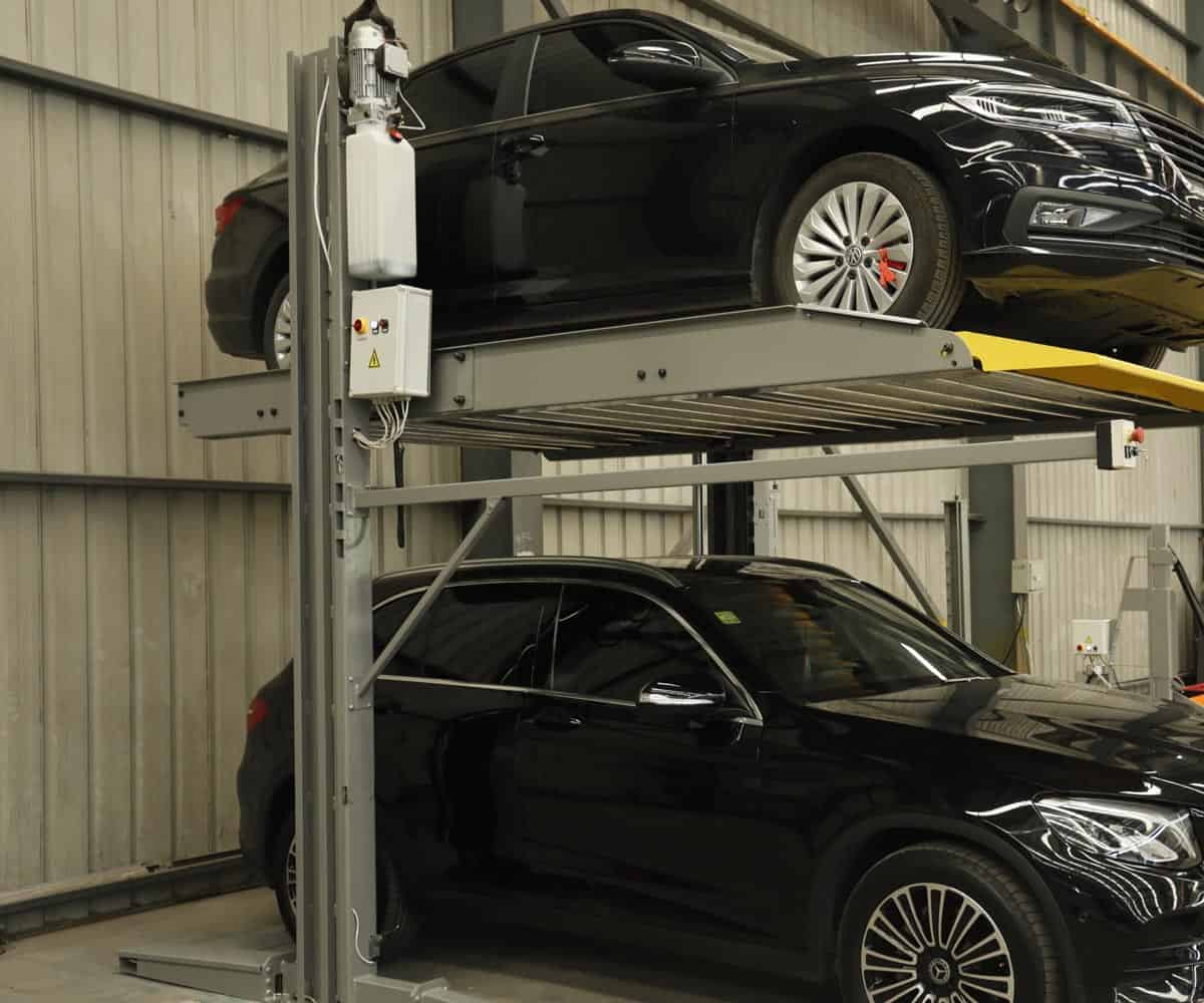 小區(qū)兩層升降式立體停車庫