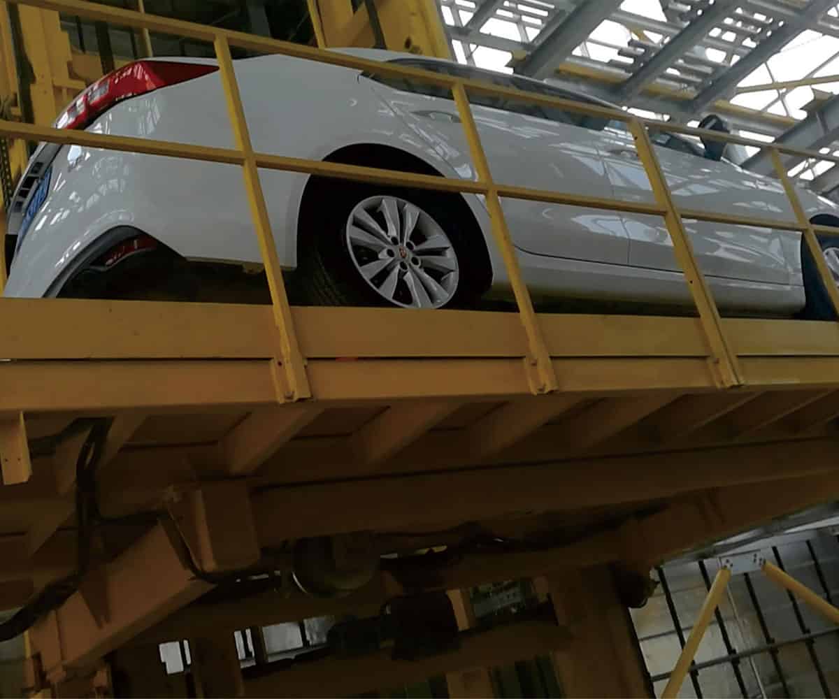 新型平面移動(dòng)類(lèi)機(jī)械式停車(chē)庫(kù)