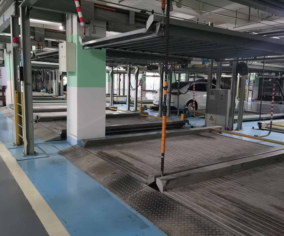 地下升降橫移類機(jī)械停車場(chǎng)