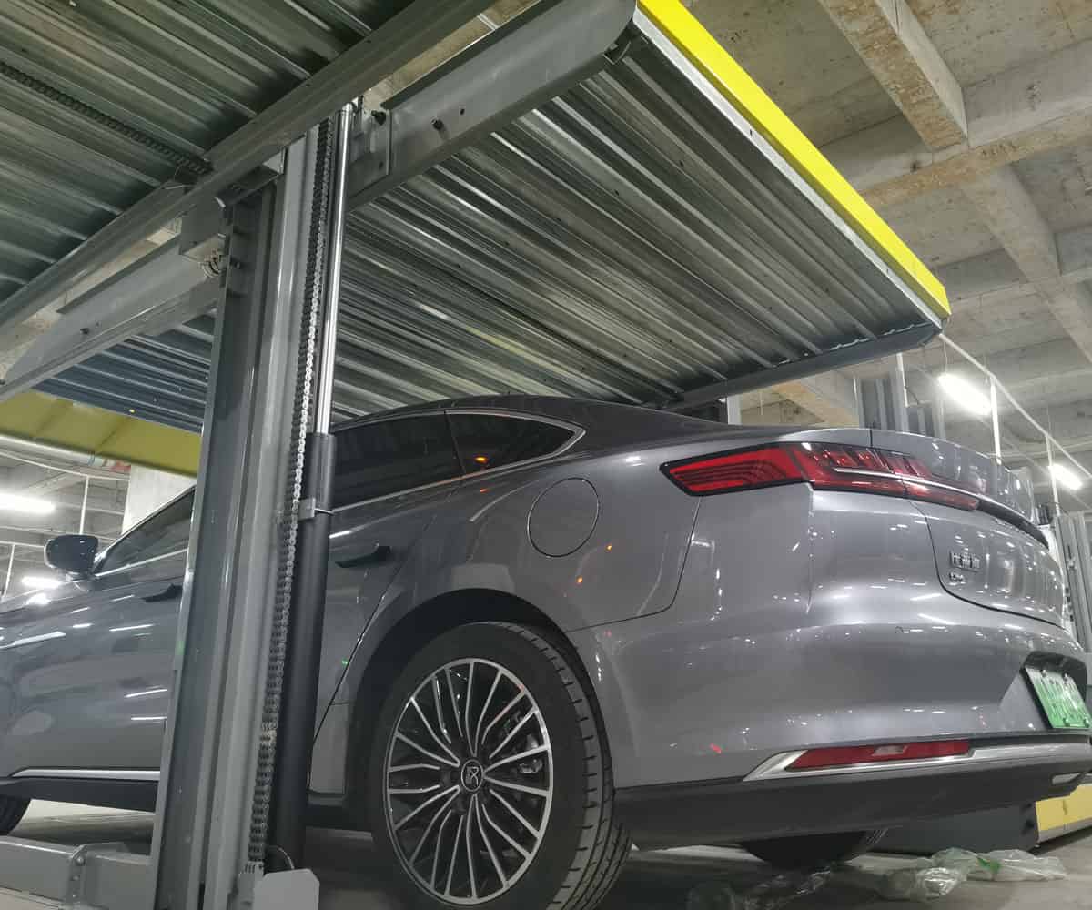 2層簡(jiǎn)易類(lèi)機(jī)械式停車(chē)位維保.jpg
