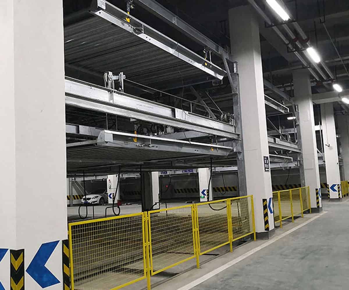 2層簡易類停車設(shè)備安裝.jpg